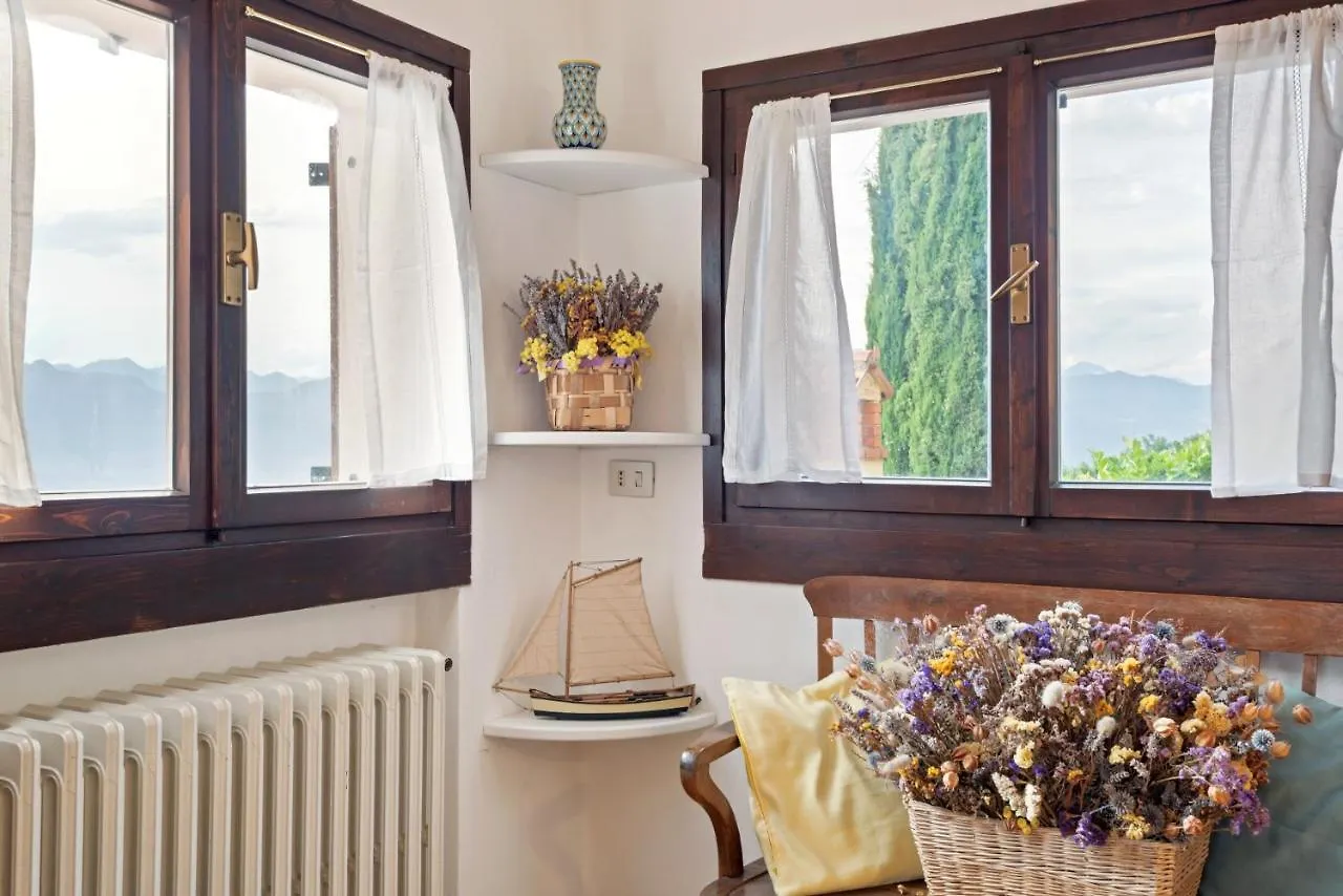 Terrazza Torri Del Benaco Apartment 0*,  Italy